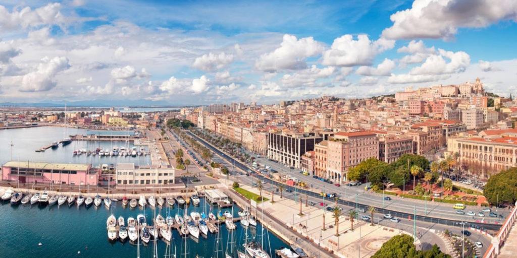 Casa Andrea A 1,5 Km Dal Mare! Daire Quartu SantʼElena Dış mekan fotoğraf